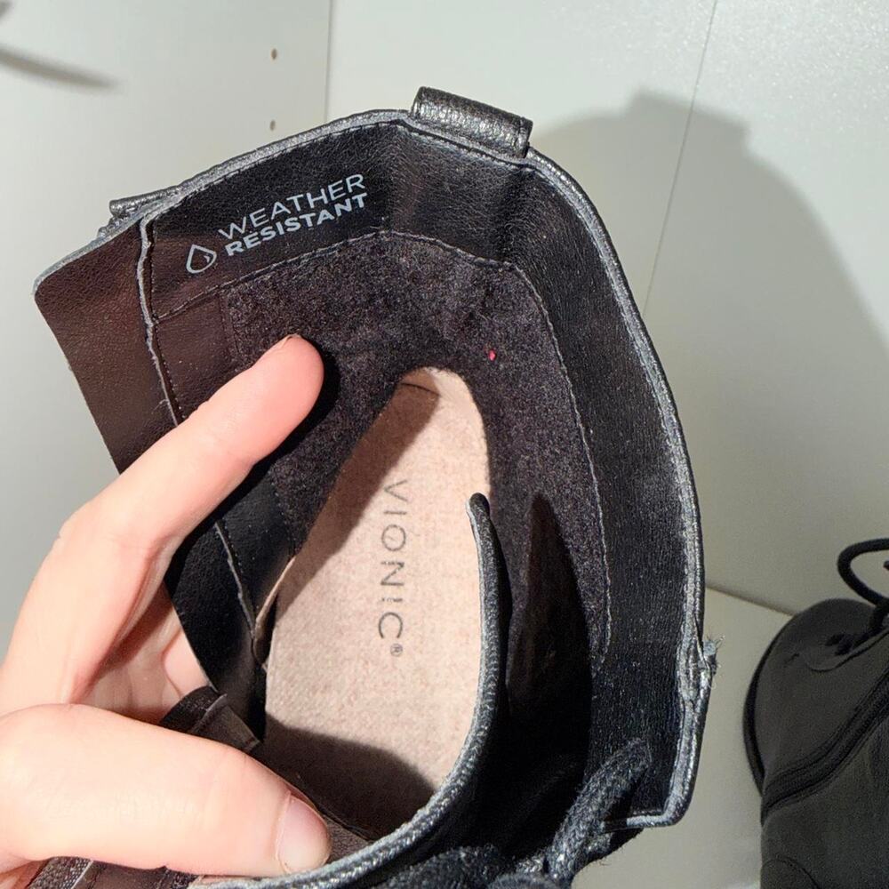 Vionic black leather lace up - Picture 4 of 5